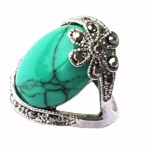 Vintage  Silver flower turquoise Rin
